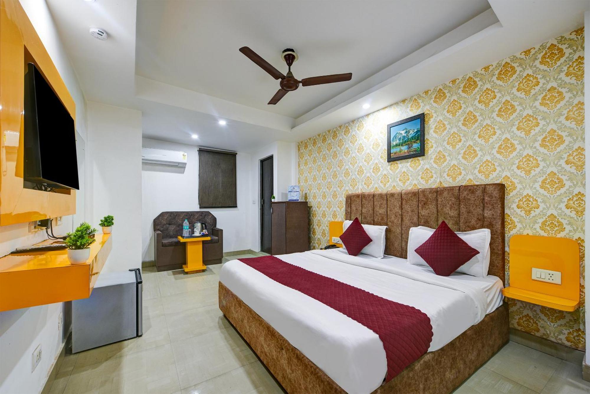 Hotel Kelvish Free Airport Pickup Nueva Delhi Exterior foto